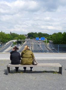 Imatge del Banc per observar l’autopista a Essen, Alemània